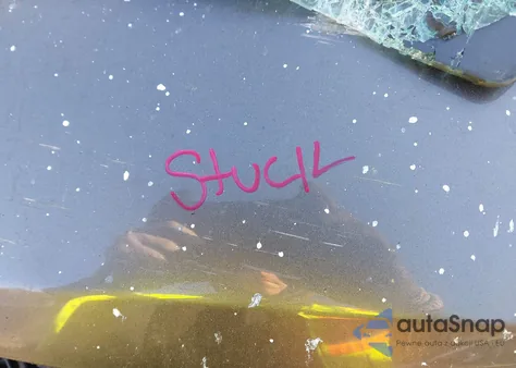 2018 Toyota Highlander Le Plus из США, поврежденный, VIN 5TDBZRFH6JS821067